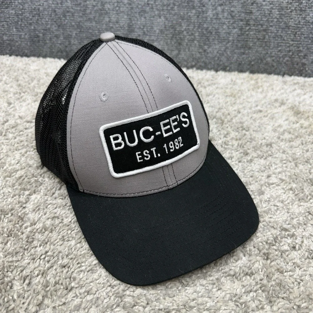 Buc-ee's bucees est. 1982 hat cap mens snapback trucker black/gray